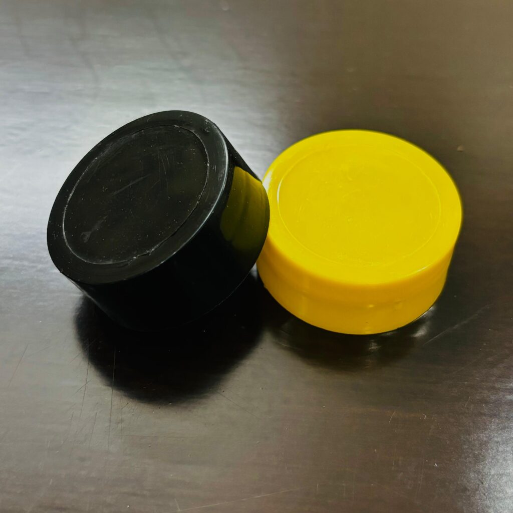 38 mm plane cap